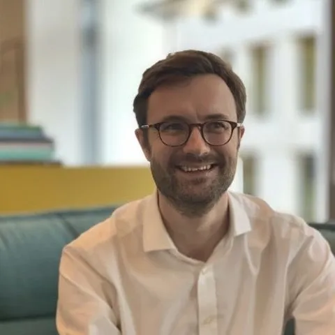 Simon Hepher
